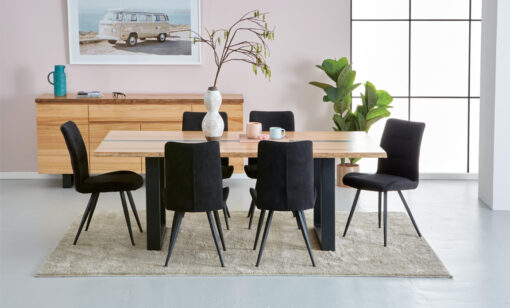 River Dining Setting