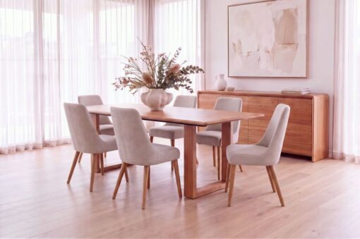 Melrose Dining Setting